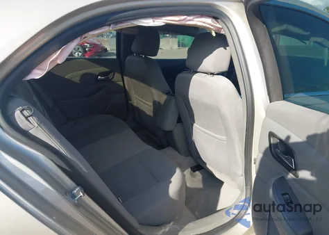 2013 Chevrolet Malibu 1Ls z USA, uszkodzony, nr VIN 1G11B5SA1DF157680